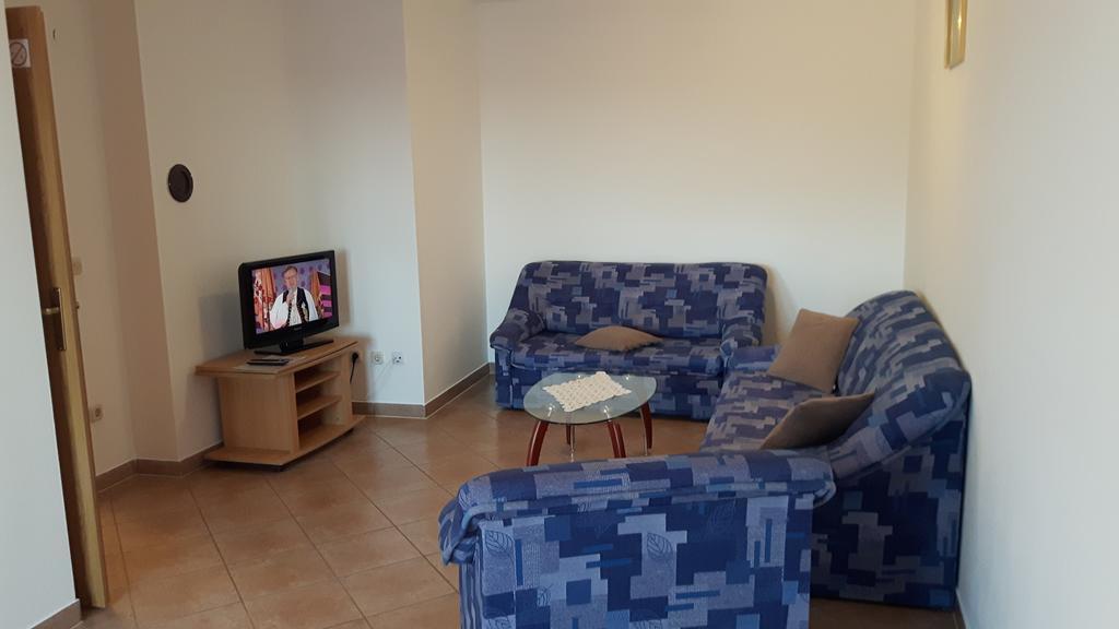 Apartment Ivan Пореч Екстериор снимка