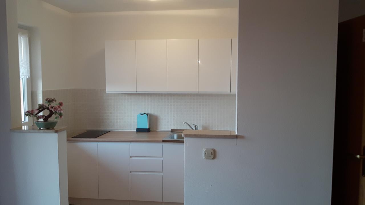 Apartment Ivan Пореч Екстериор снимка
